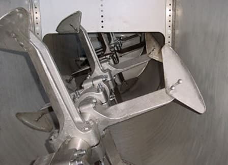 Example of a bolted arm paddle for food mixers