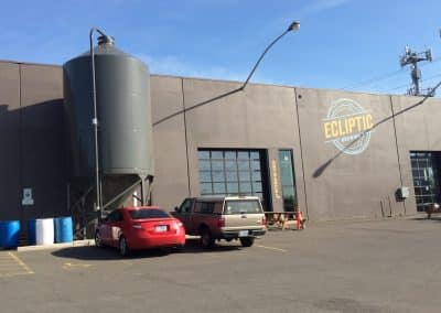 Outdoor silo for malt and grain