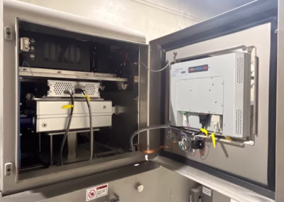 Used X-Ray Machine For Sale 7 TDI X-ray with monitor door opened